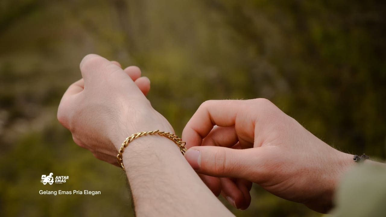 Gelang Emas Pria Elegan (6)